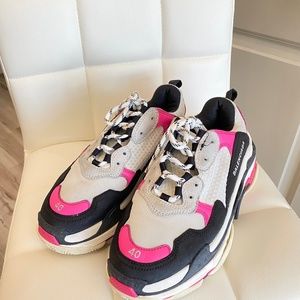 Balenciaga Triple S Women’s 10